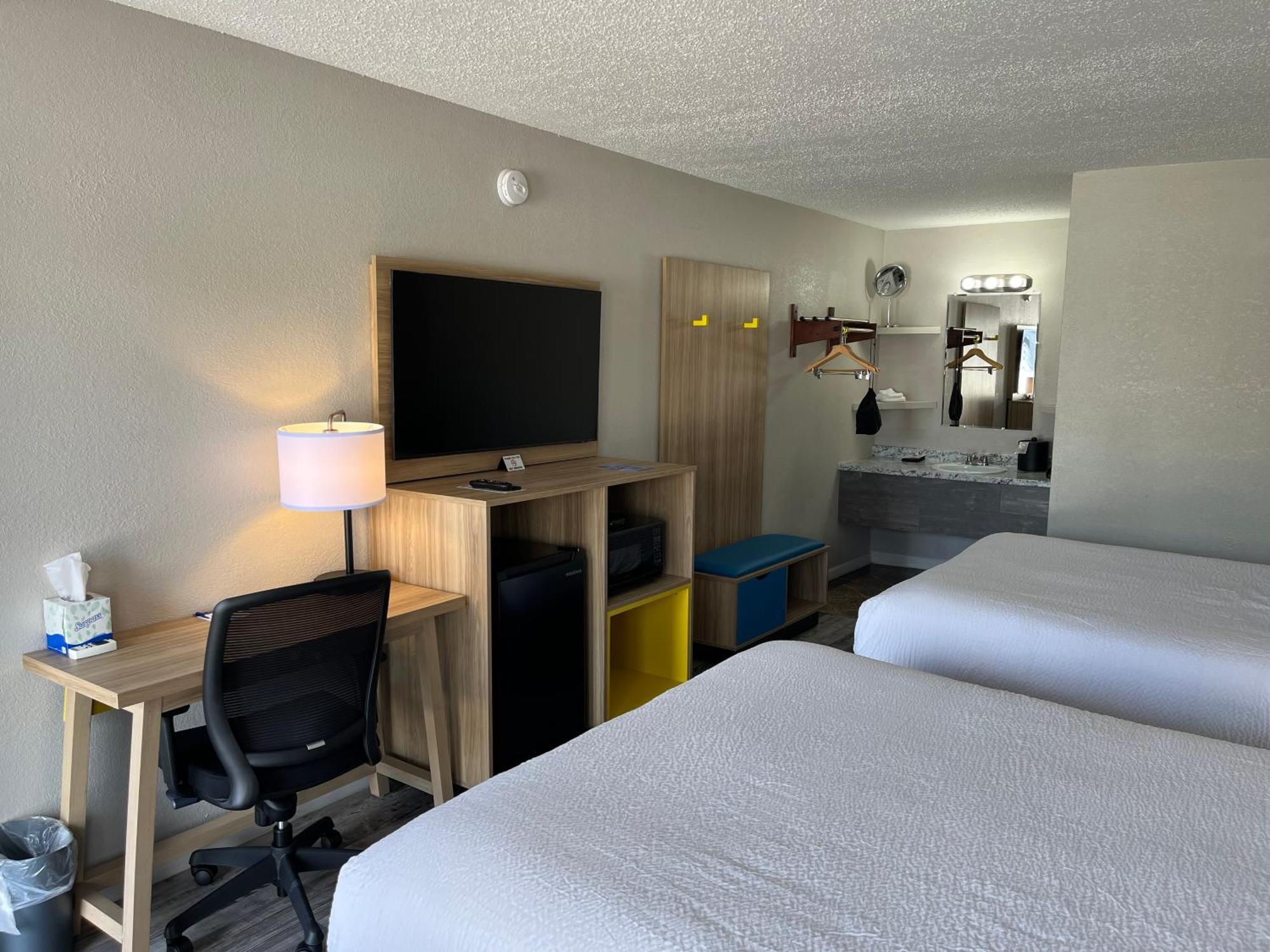 Days Inn By Wyndham Branson Ozarks Dış mekan fotoğraf